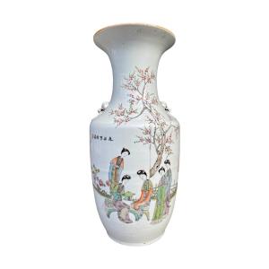 China - Important Vase With Flared Neck In Porcelain Decorated With Polychrome Enamels, 19th Century.