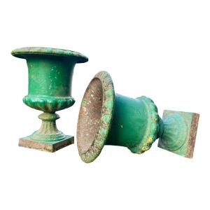 Pair Of Medici Vases In Painted Cast Iron - Napoleon III - Height 44.5 Cm.