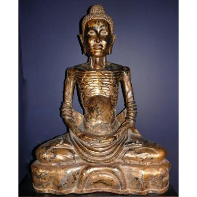 Very Large Sculpture Representative Buddha Ascetic Bronze Lacquered Black And Golden Thailand XIX