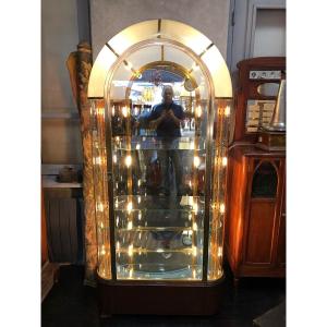Art Deco Showcase