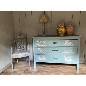 Chest Of Drawers With Chinese Motifs Dating From The 19th Century, Very Beautiful Patina