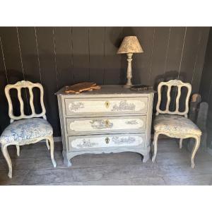 Louis XIV Chest Of Drawers Dating From The End Of The 18th Century With Toile De Jouy Motifs