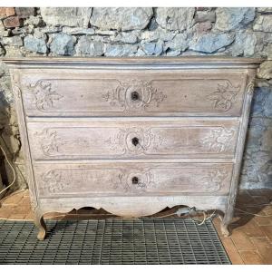 Louis XV Chest Of Drawers From Liège Dating From The End Of The 18th Century In Natural Oak