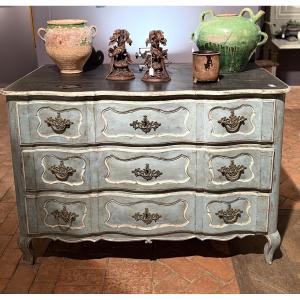 18th Century Louis XV Curved Chest Of Drawers From Liège
