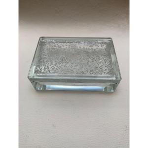 Verlys Glass Box