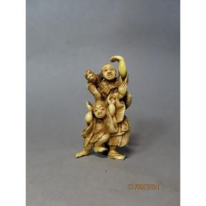 Ivory Okimono. Samurawashi And His Son. Japan, Late Meiji Period (1868-1910)