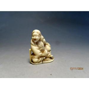Ivory Netsuke. Sennin Tobosaku. Japan Edo Period 1663-1868)