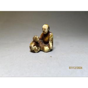 Ivory Netsuke. Father And Son. Signed Norishige, Tokyo School. Japan, Edo Period (1603-1868)