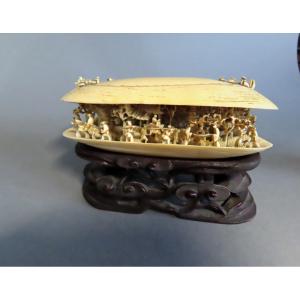 Ivory Okimono. Large Inhabited Shell. China, Early 20th Century.
