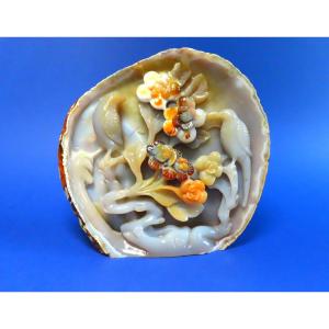 Agate With Birds And Flowers. China, Early 20th Century.