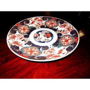 Large Imari Porcelain Dish. Japan, Late 19th Century. 47cm