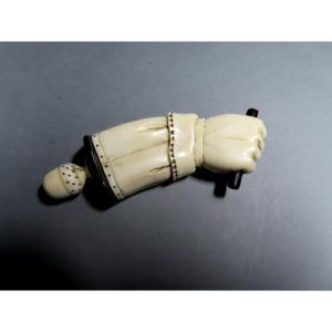 Ivory Match Case. 19th Century.