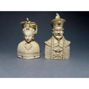 Two Ivory Snuffboxes. The Emperor And Empress. China 1920-30.