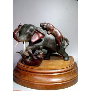 Okimono In Bronze. Two Tigers Attack An Elephant. Japan Late Edo Period (1603-1868)