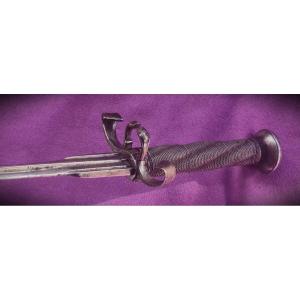 Rare Left-hand Dagger With A Fragmented Ring, 16th Century