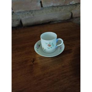 Porcelain Coffee Cup With Floral Decoration Handmade By Dr. Frederic Lépine Signed Dated 1875