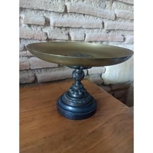 Napoleon III Style Bronze Footed Cup With Antique-style Decoration Of Cherubs And Nymphs, 19th Century