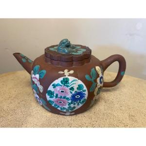 Yixing Stoneware Teapot, China, 19th Century