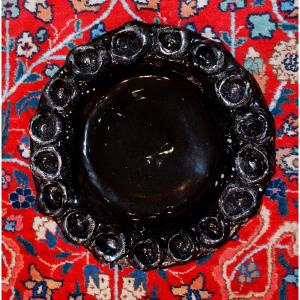 Large Platter By "élucubration" By Eugénie Julien In Black Glazed Chamotte Stoneware, Signed Piece 