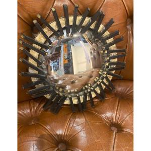 Mirror Witch, Follower Of Line Vautrin