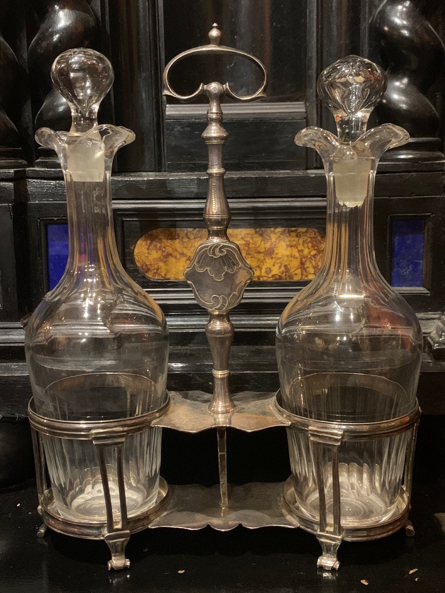 Set Oliera e Aceto in Argento, punzonato Torretta, Italia 1792  