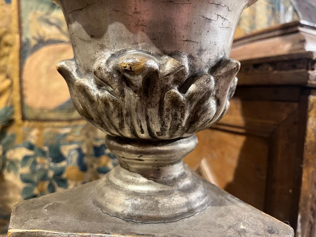 Grande candelabro in legno argentato. -photo-2
