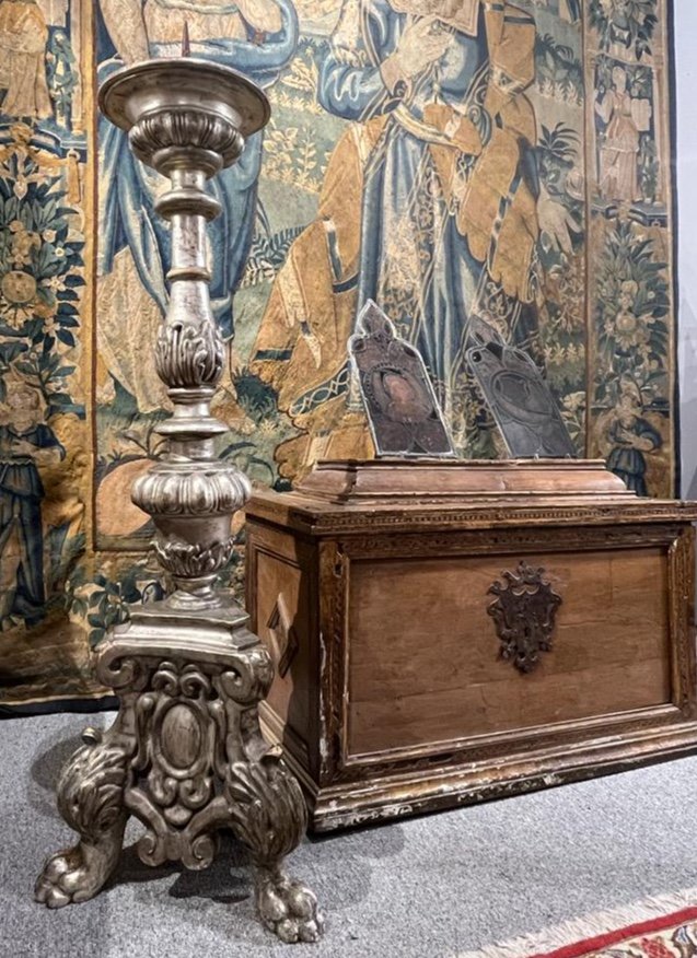 Grande candelabro in legno argentato. -photo-8