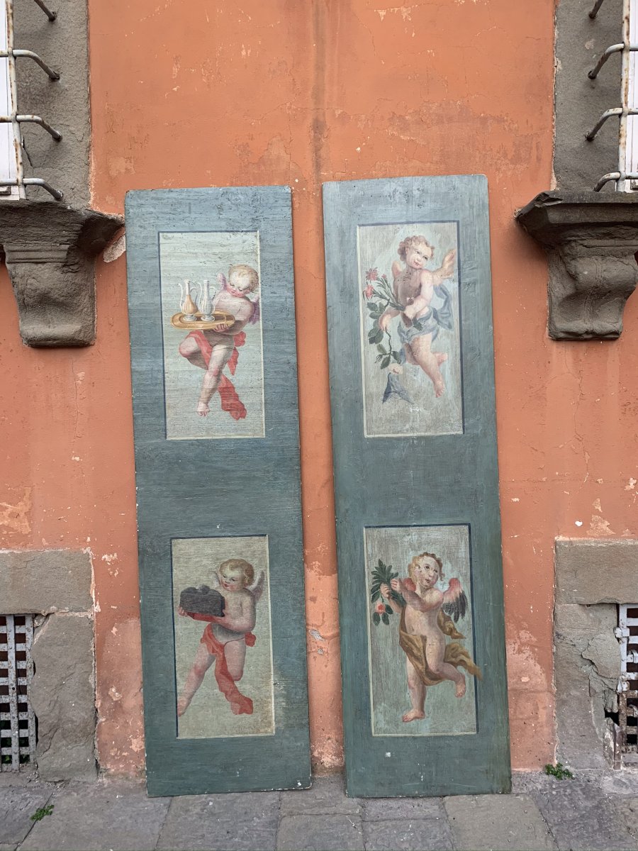 Deux Panneaux Peints Avec Quatre Putti.-photo-2