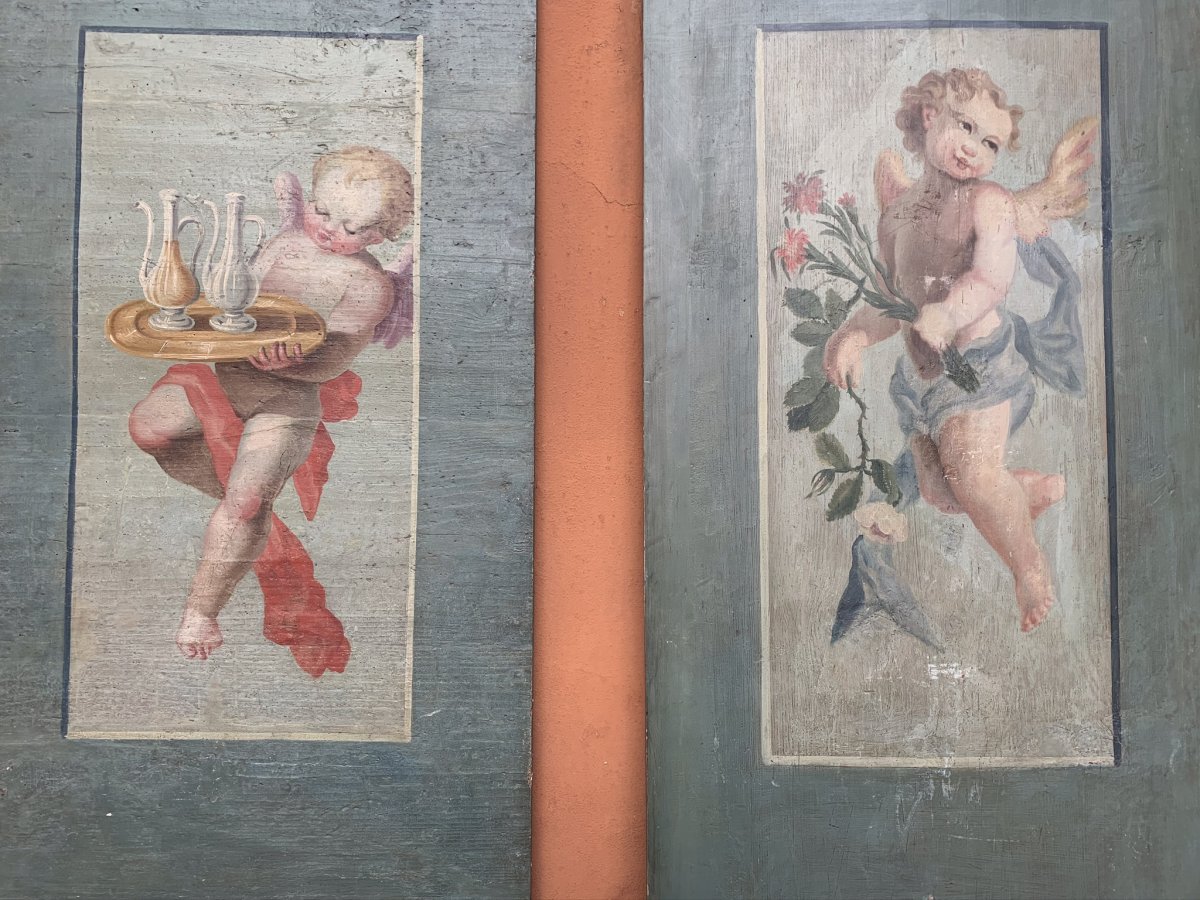 Deux Panneaux Peints Avec Quatre Putti.-photo-4