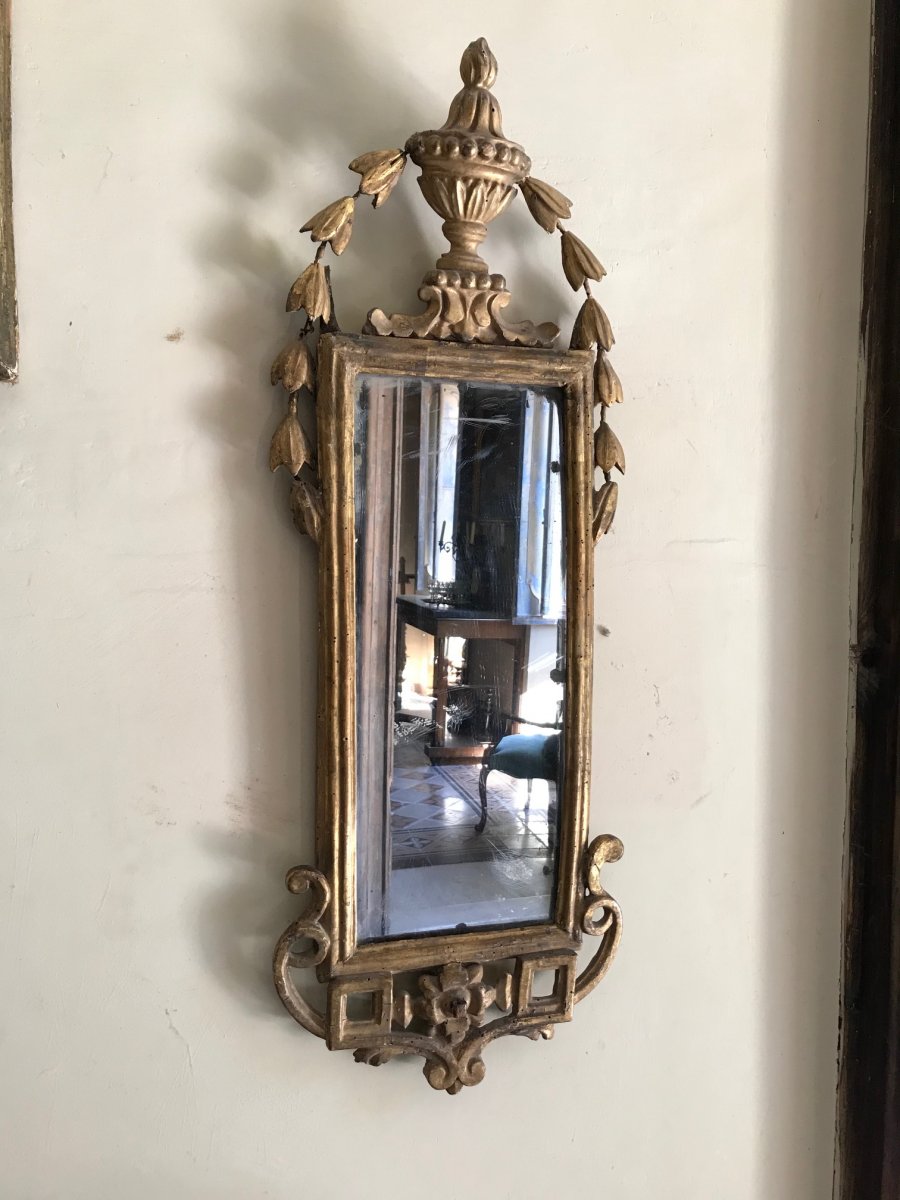 Petit Miroir Toscan Du XVIIIe Siècle. 