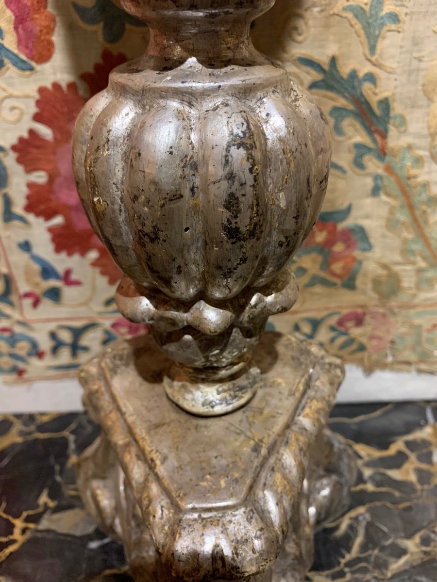 Paire De Bougeoirs Italiens En Bois Sculpté Et Argenté, XVIIe Siècle  -photo-5