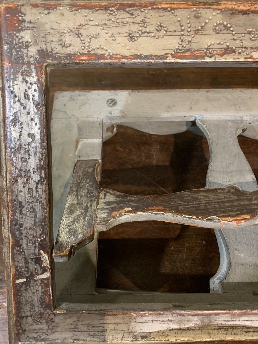 Un Lutrin De Table (pupitre De Livre) Ciselé Et Argent Doré, Italie, XVIIIe Siècle -photo-6