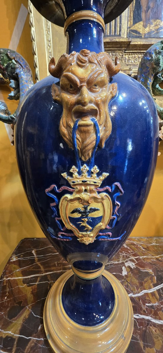 Coppia di vasi in maiolica, Firmati-photo-3