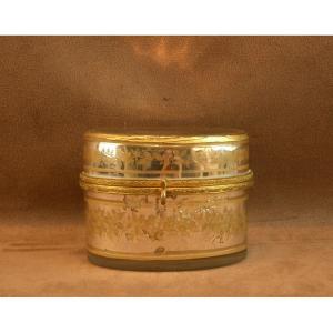 19th Century Gold Decorated Eglomisé Glass Box