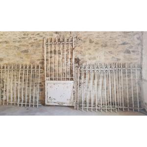 XIX Grids With Door To Beautify Village House