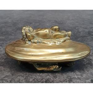 Bronze Nude Cherub Box On A Shell