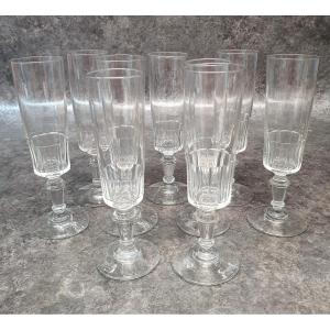 9 Champagne Flutes