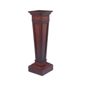 Georgian-style Mahogany Base | Early 20th Century