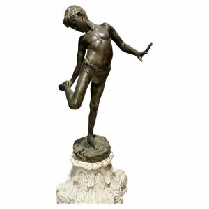Patinated Bronze Sculpture Representing "the Child And The Crab", 19th Century