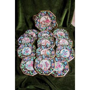 Longwy Black Background Dessert Service 12 Plates And A Dish