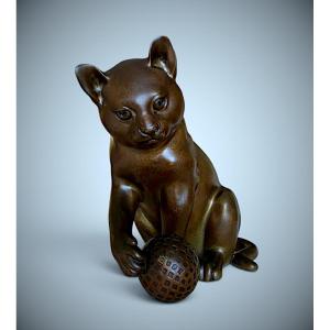 Japanese Bronze By Onoda Harumasa - Cat With A Temari Ball