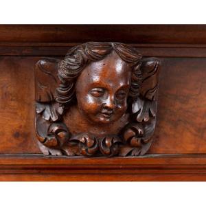 Large Wardrobe With Twisted Columns In Walnut - Switzerland, Basel, Late 17th Century