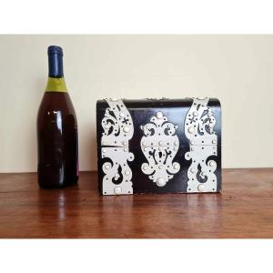 Japanese Liqueur Cellar In Lacquer And Mother-of-pearl Napoleon III Period