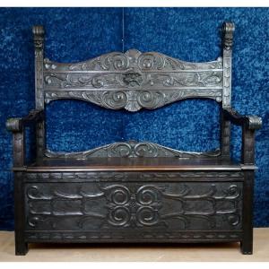 Italian Renaissance Style Solid Wood Storage Bench