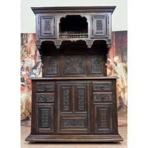 Renaissance Style Cabinet In Carved Wood