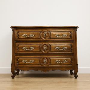 Curved Lyonnaise Chest Of Drawers From The Louis XV Period In Walnut 