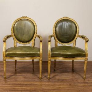 Pair Of Louis XVI Cabriolet Armchairs With Medallion Backs