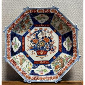 Japan, Imari, 19th Century: Octagonal Porcelain Bowl Or Centerpiece
