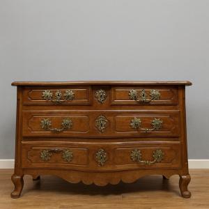 Curved Chest Of Drawers From The Louis XV Period In Walnut And Gilded Bronze From The 18th Century