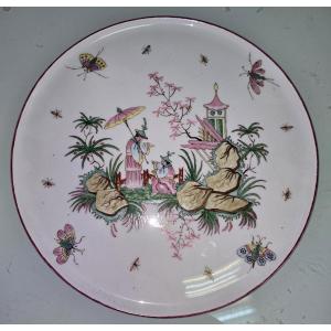 Large Ceramic Dish With Chinese Decorations